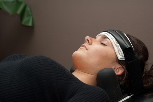 spinal decompression - decompression traction therapy